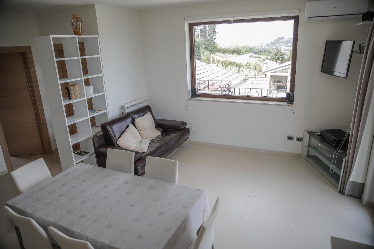 Villa Santoro Ai Tre Ulivi Con Piscina Privata Caiazzo Exteriér fotografie